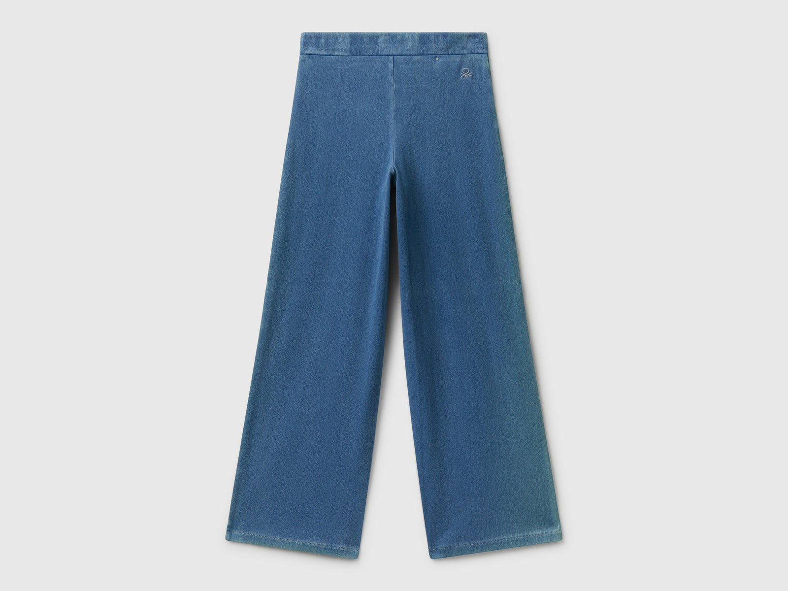 Wide fit super stretch jeans - ucb_image_BS