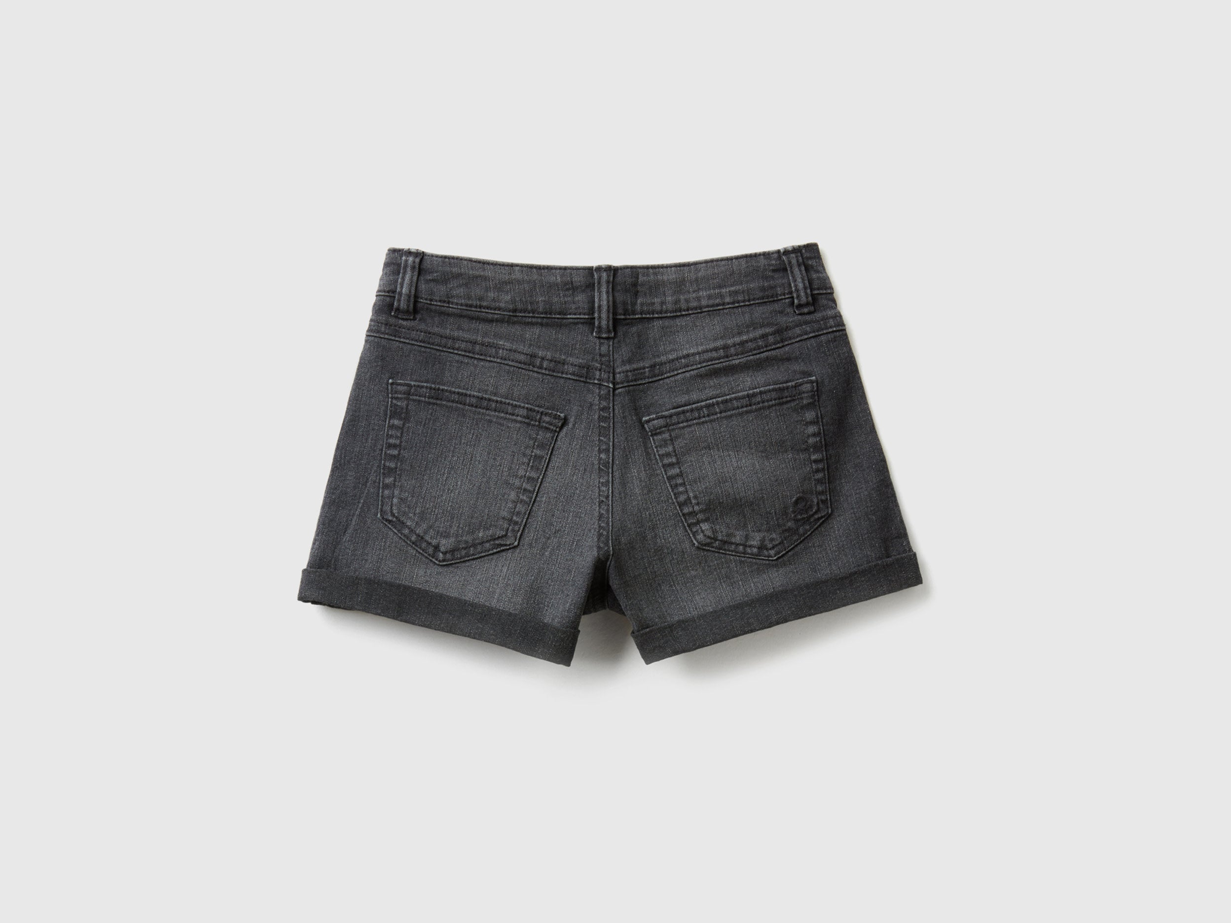 Jeans curtos em denim - ucb_image_BS