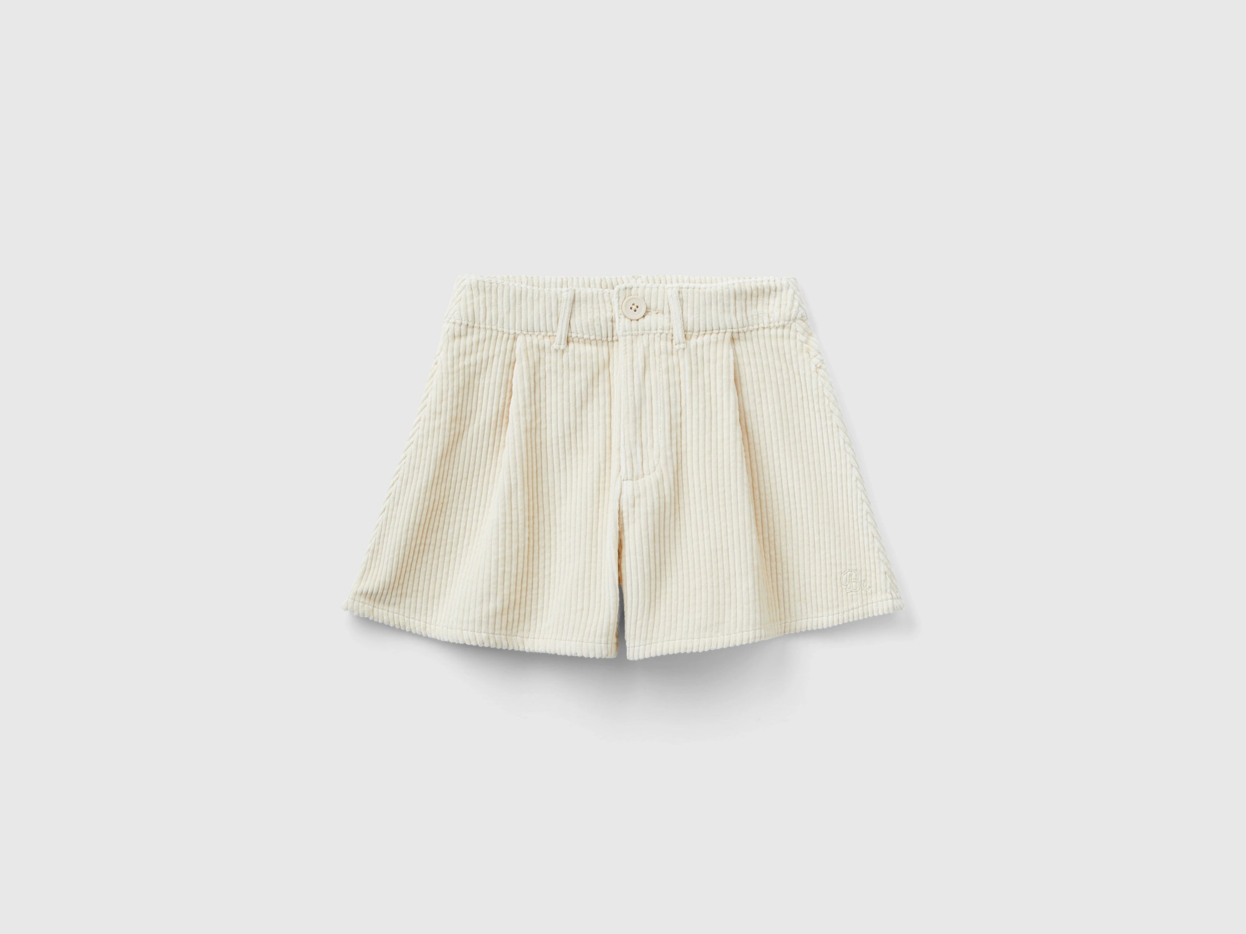 Bermudas em veludo canelado - ucb_image_FS