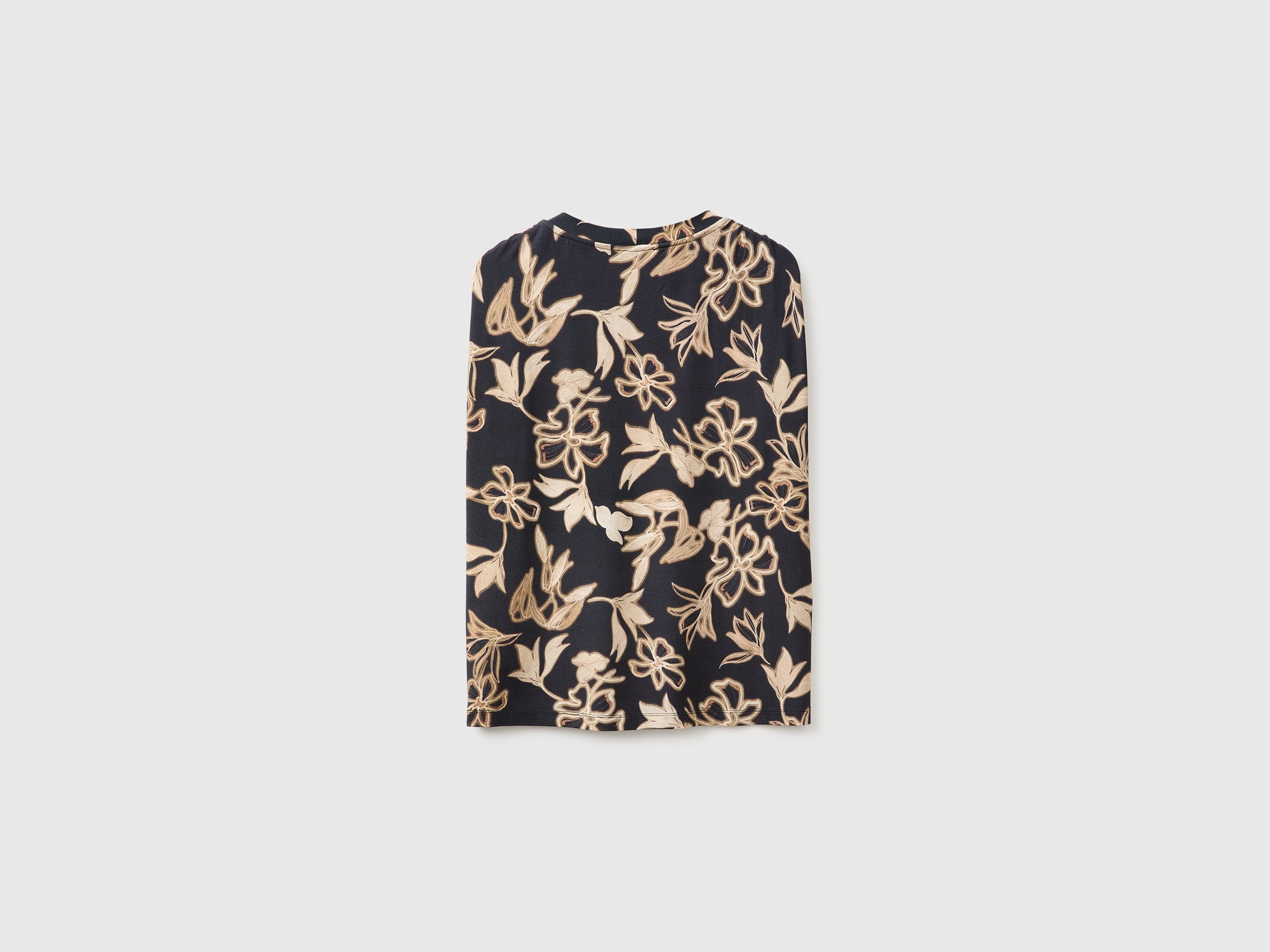 Top fluido com estampado floral - ucb_image_BS