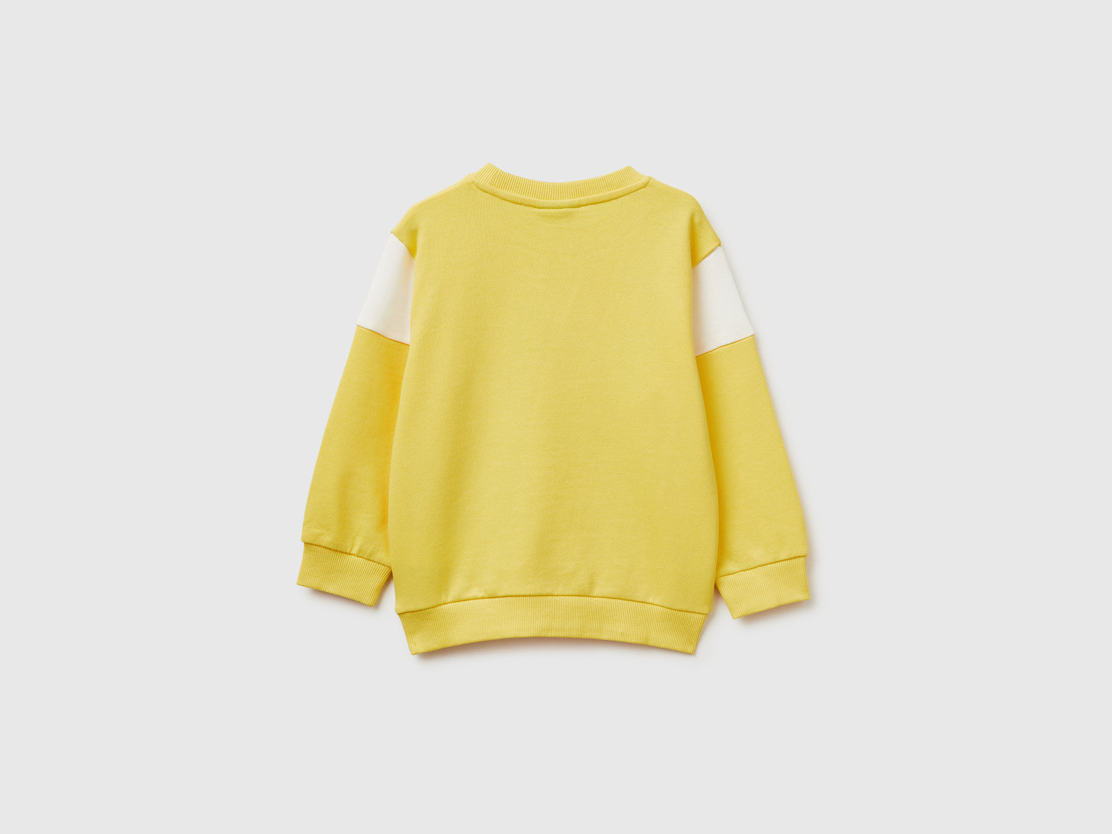 Closed Sweatshirt © Disney Pixar Cars - ucb_image_BS