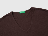 V-neck sweater in linen blend - ucb_image_DS1