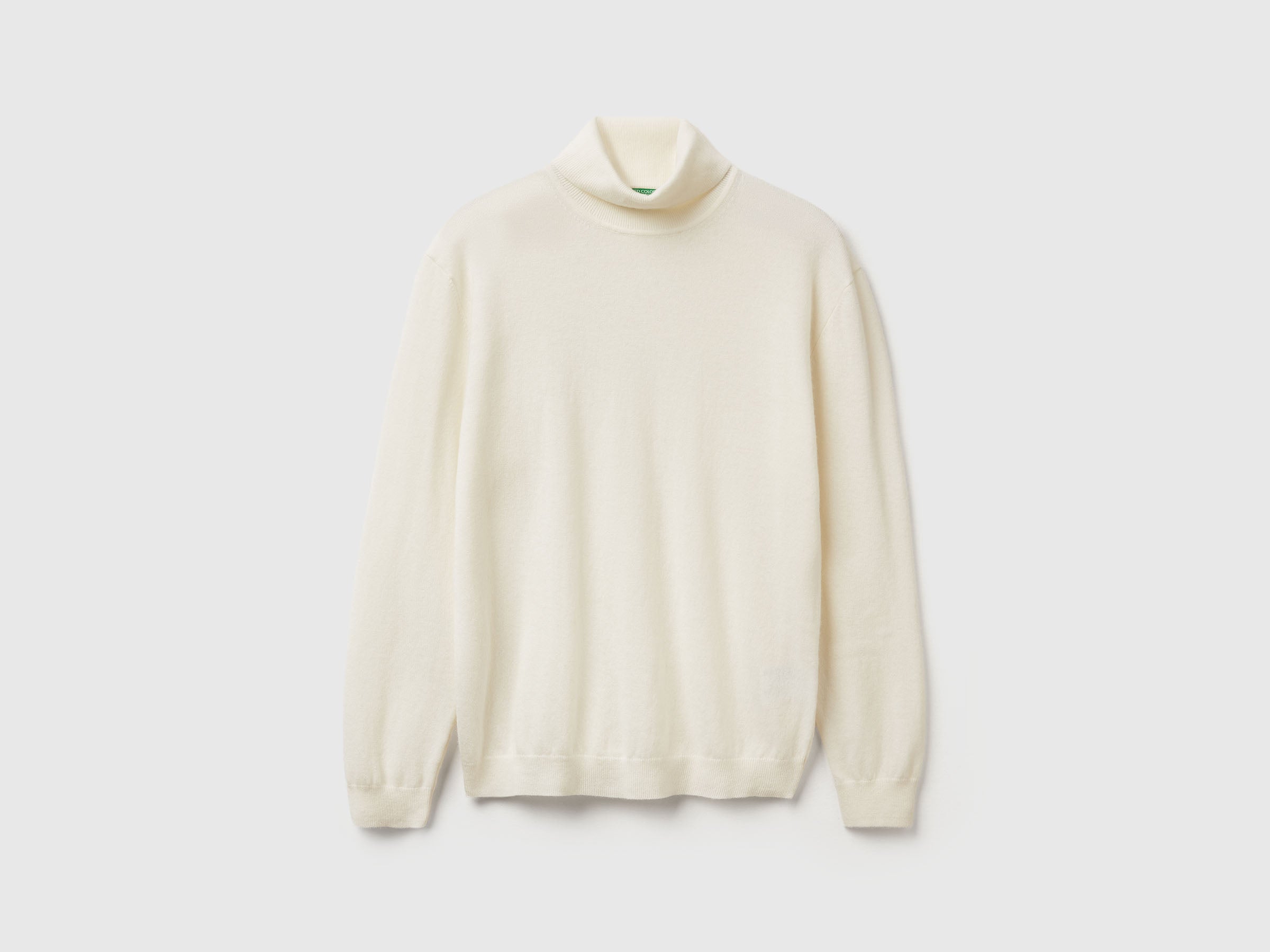 Camisola de gola alta nata em pura lã Merino - ucb_image_FS