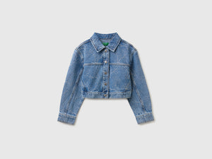 Blusão crop de jeans bordado