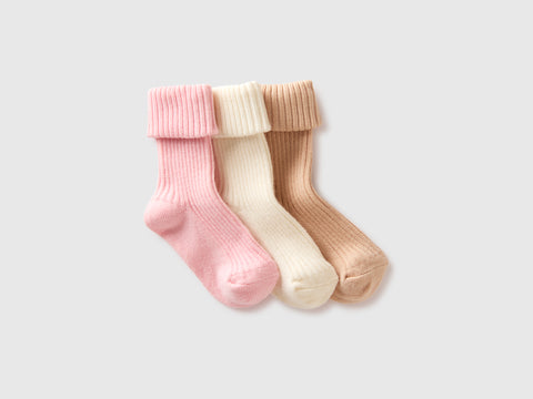 Three pairs of ribbed socks - ucb_image_FS