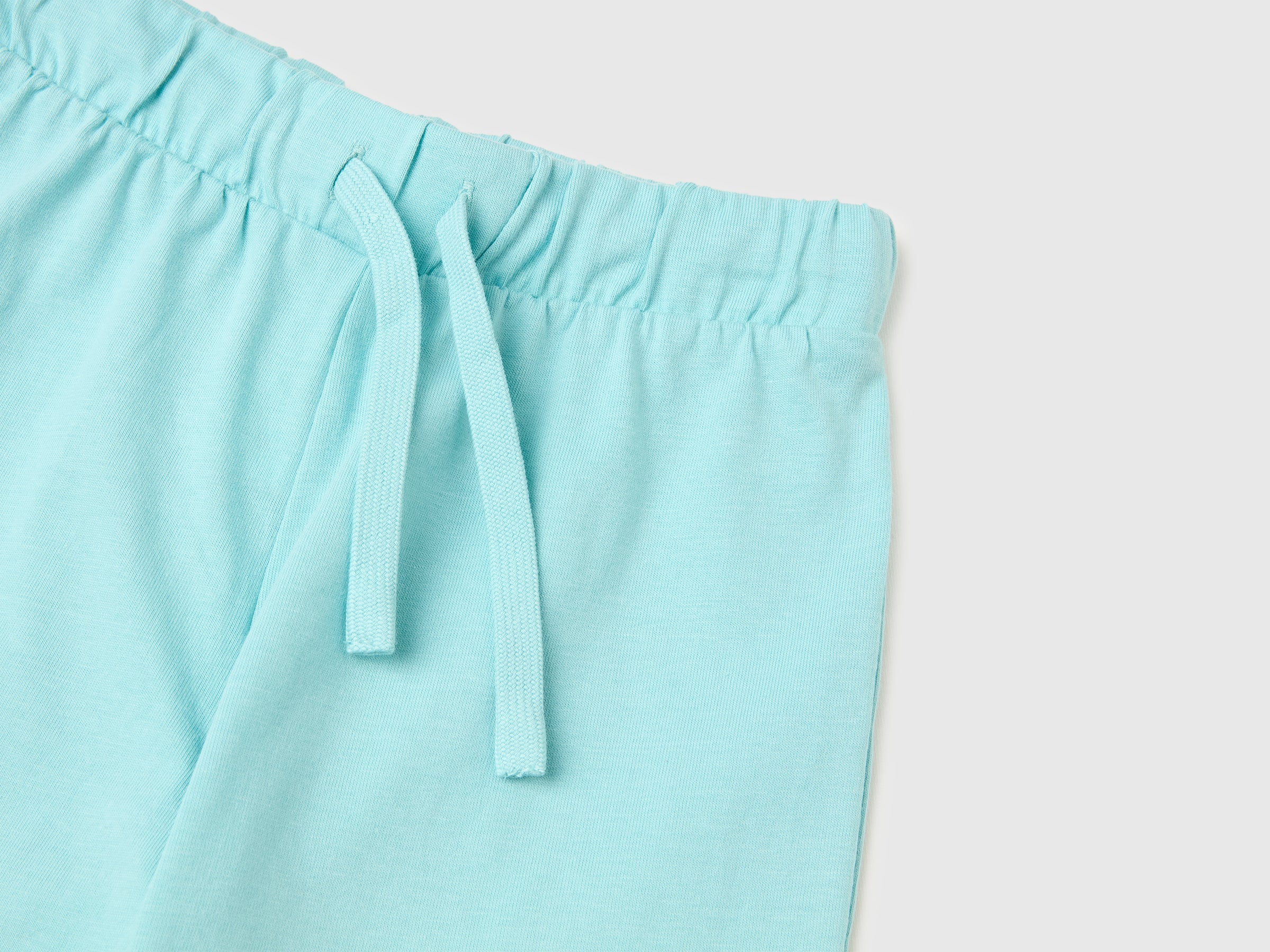 Regular fit Bermuda shorts - ucb_image_DS1