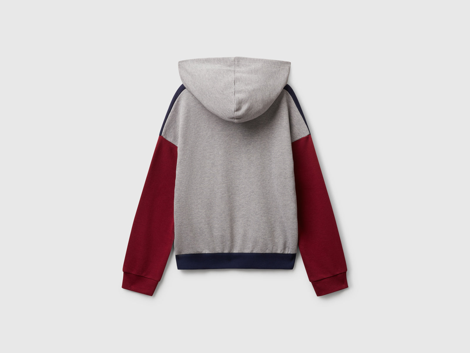 Sweat com estampa e capuz - ucb_image_BS