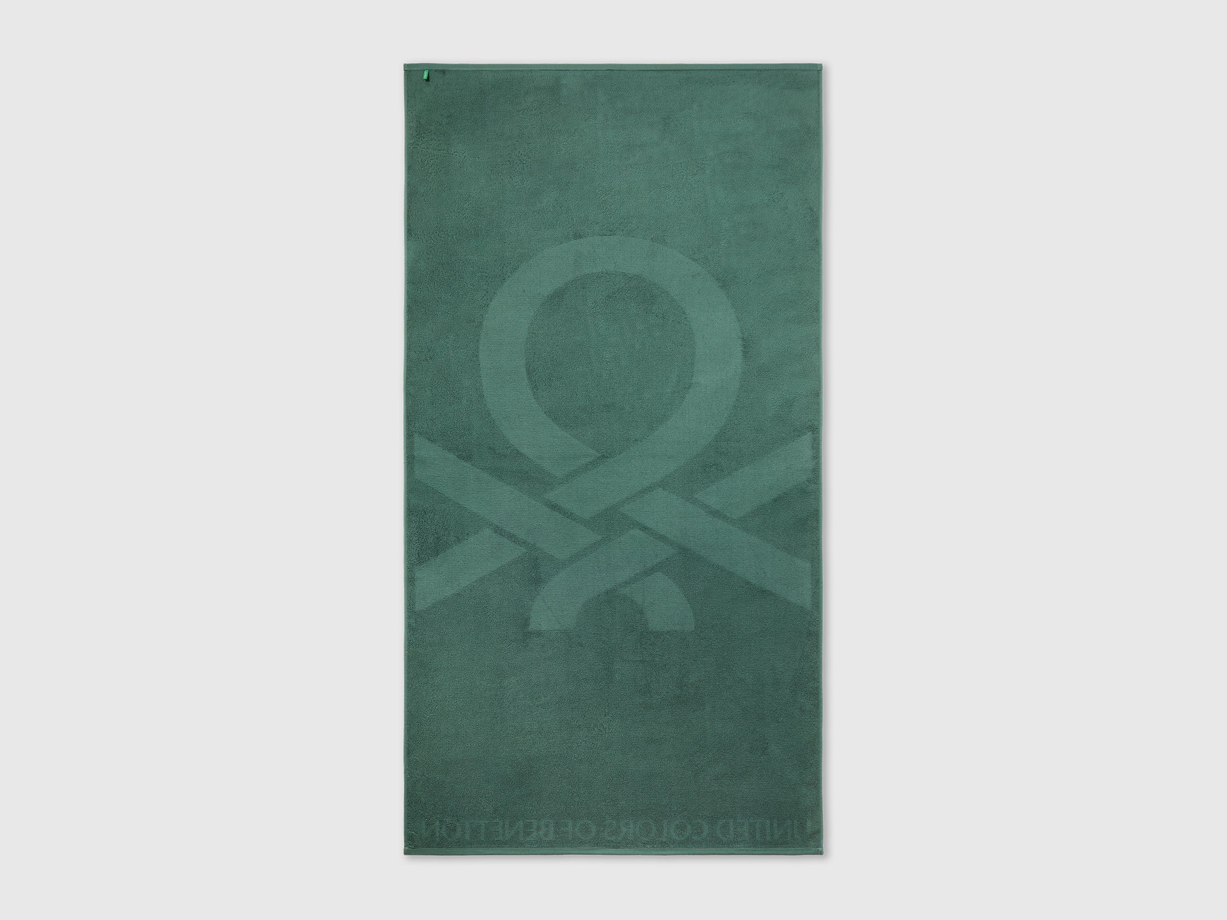 Green beach towel - ucb_image_BS