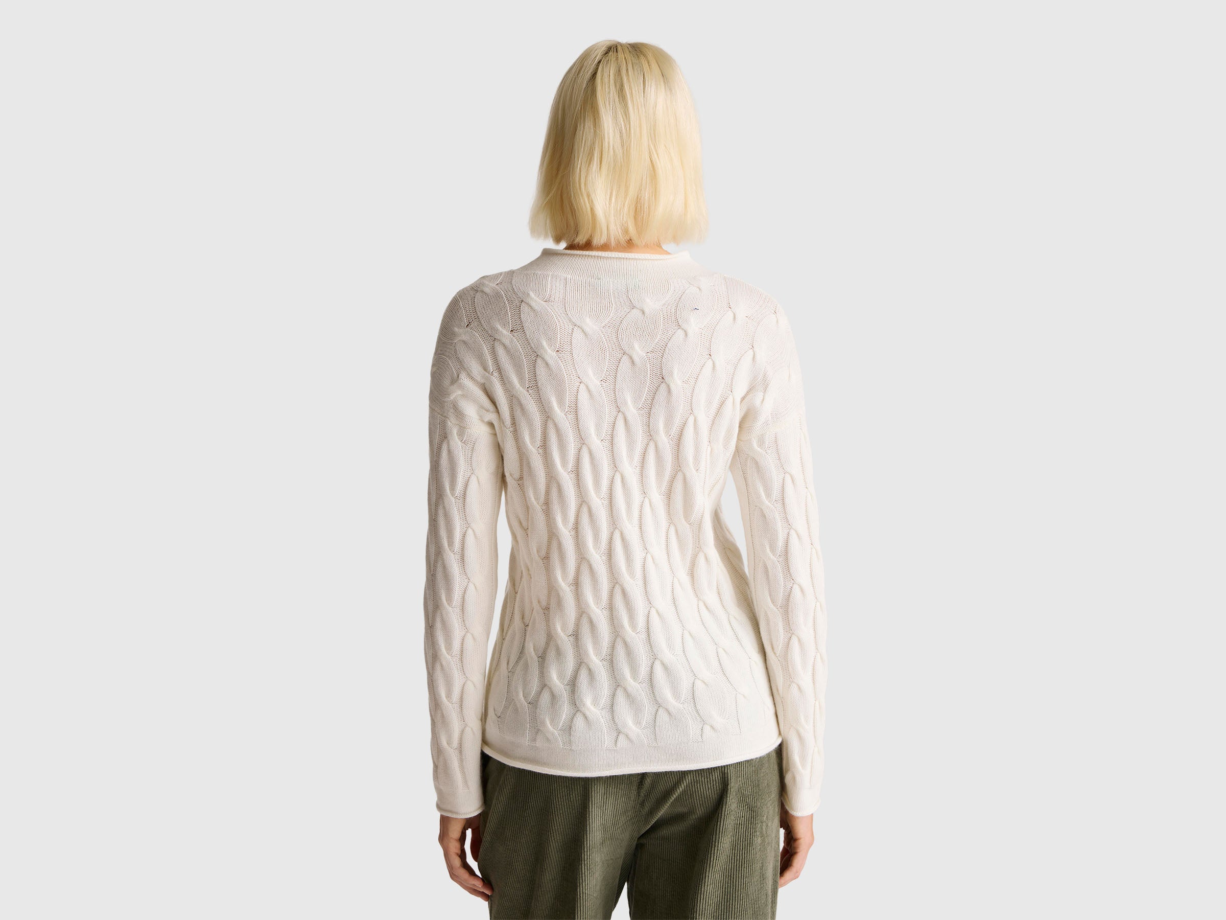 Cashmere blend sweater with cable knit - ucb_image_B