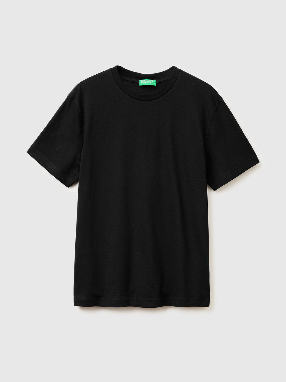 Black t-shirt - ucb_image_FS