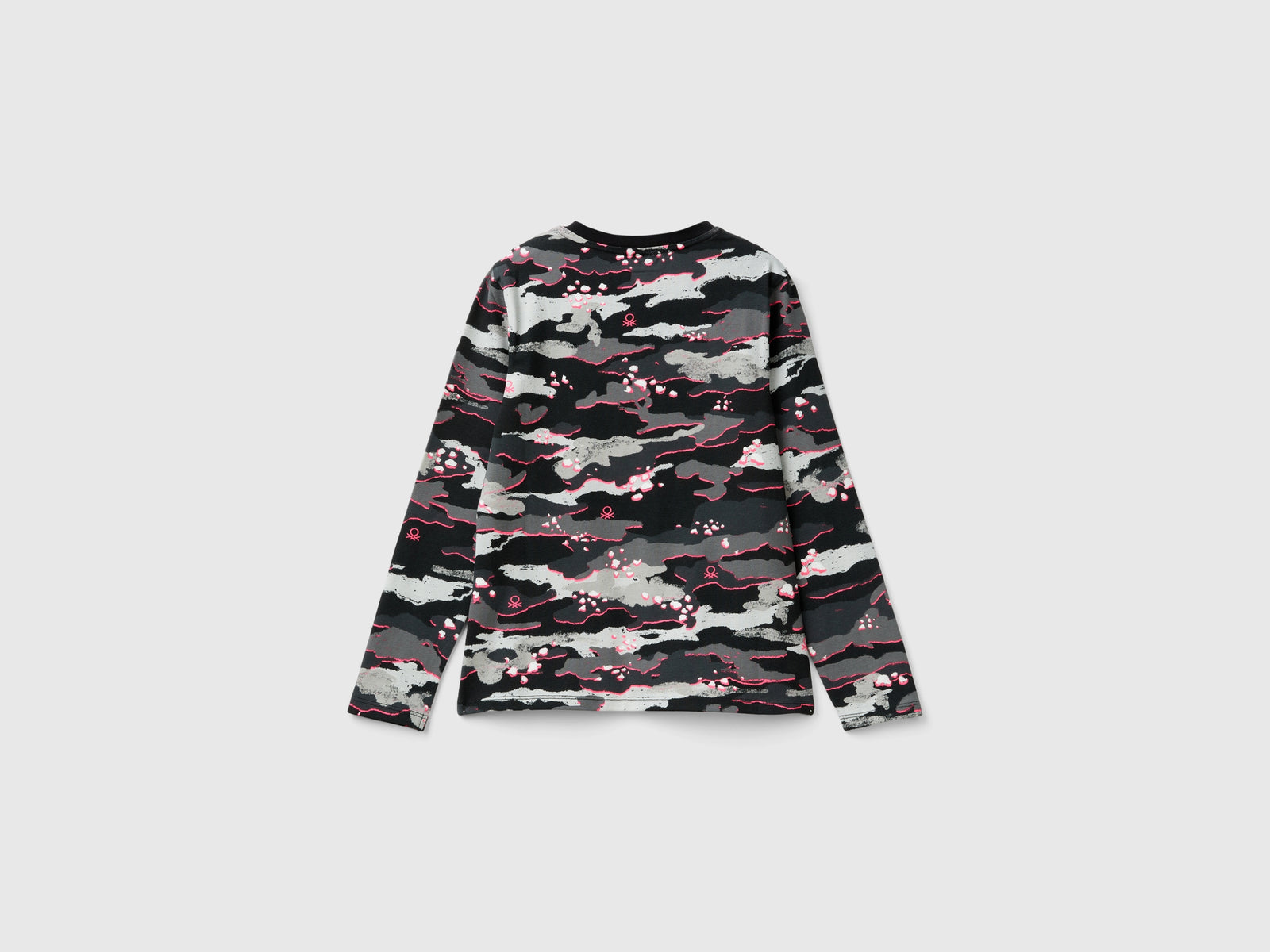 T-shirt camuflagem com detalhes fluorescentes - ucb_image_BS