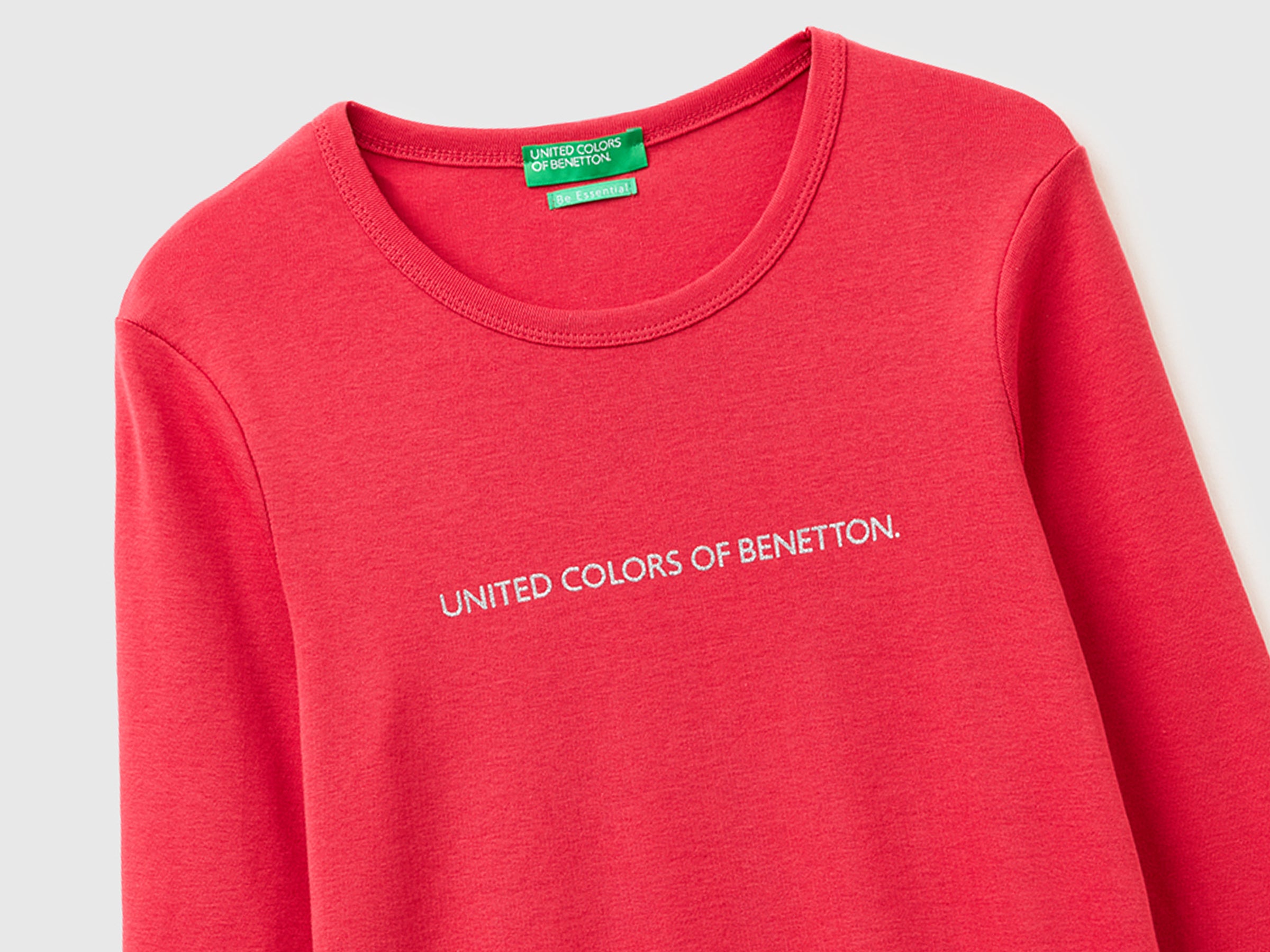 Long sleeve t-shirt with glitter logo - ucb_image_DS1