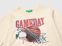 T-shirt com estampa e bordado - ucb_image_DS1