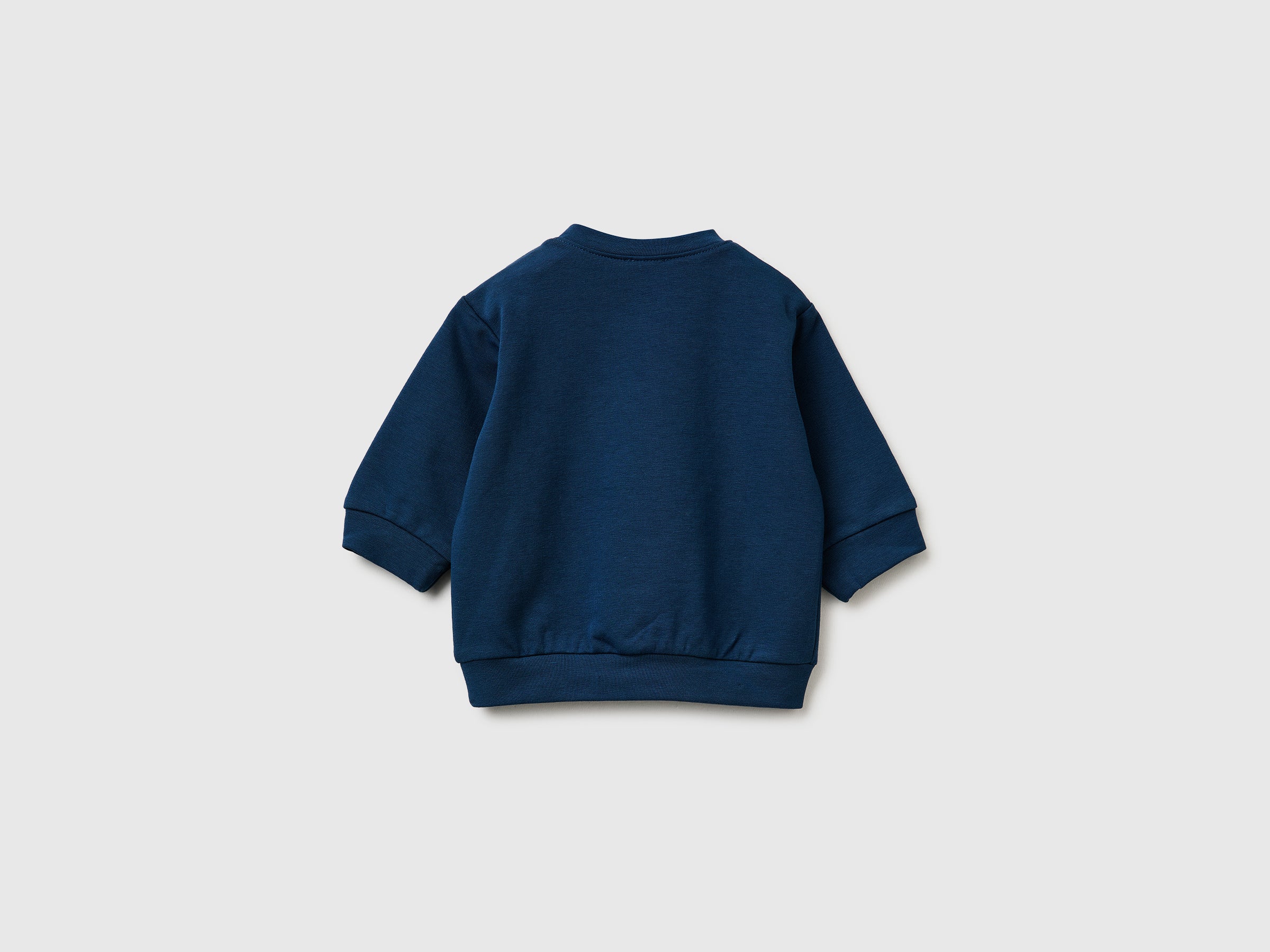 Sweatshirt with animal patch - ucb_image_BS