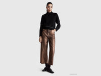 Camisola de gola alta com detalhe lantejoulas - ucb_image_FY