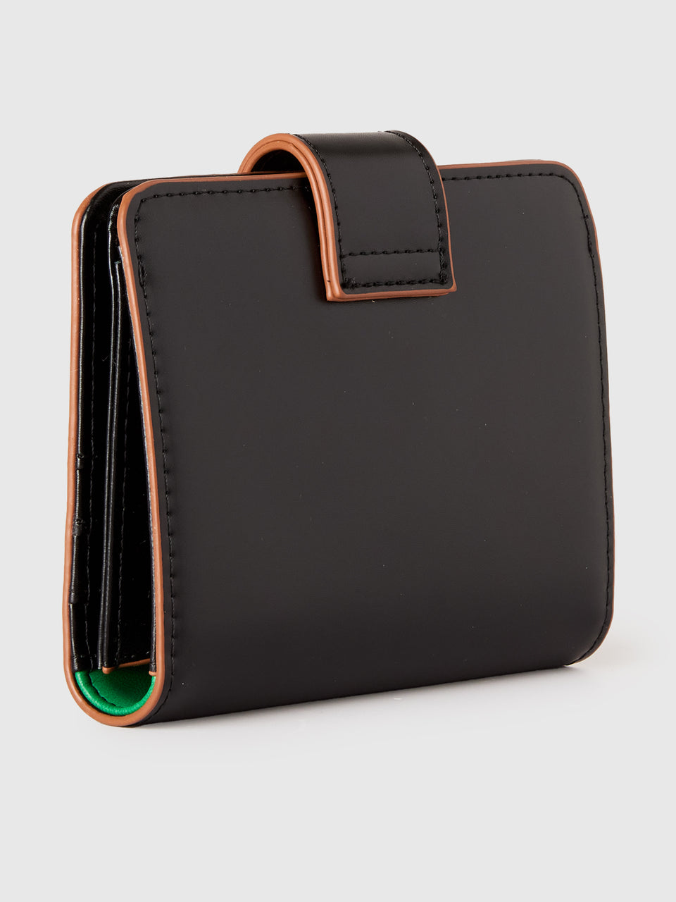 Compact wallet - ucb_image_BS