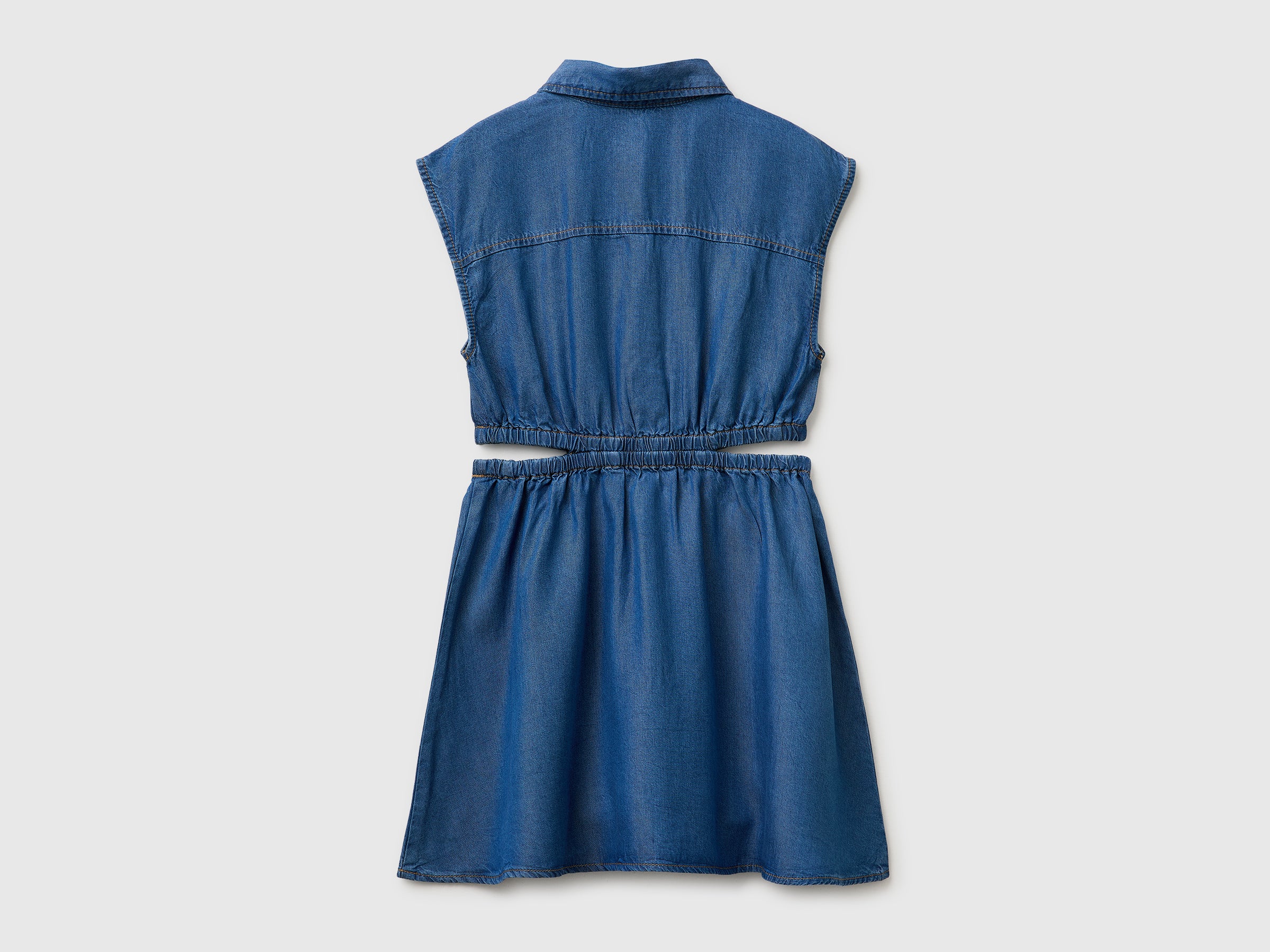 Dress with cut-out - ucb_image_BS