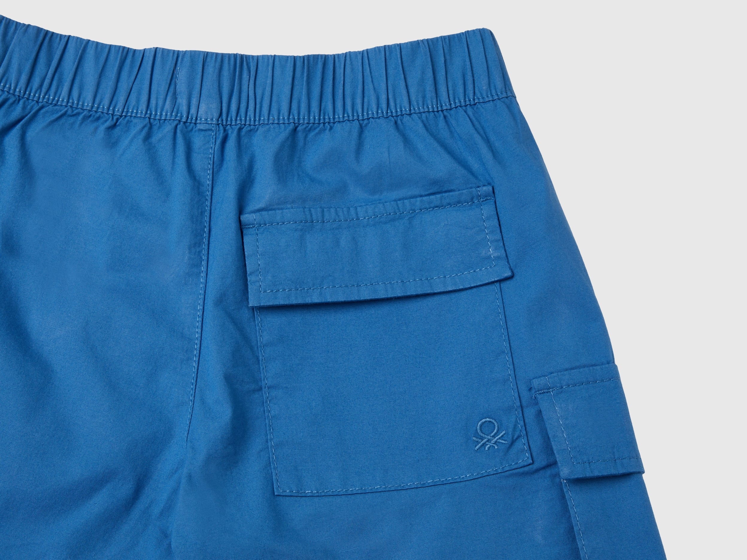 Bermudas cargo em algodão stretch - ucb_image_DS1