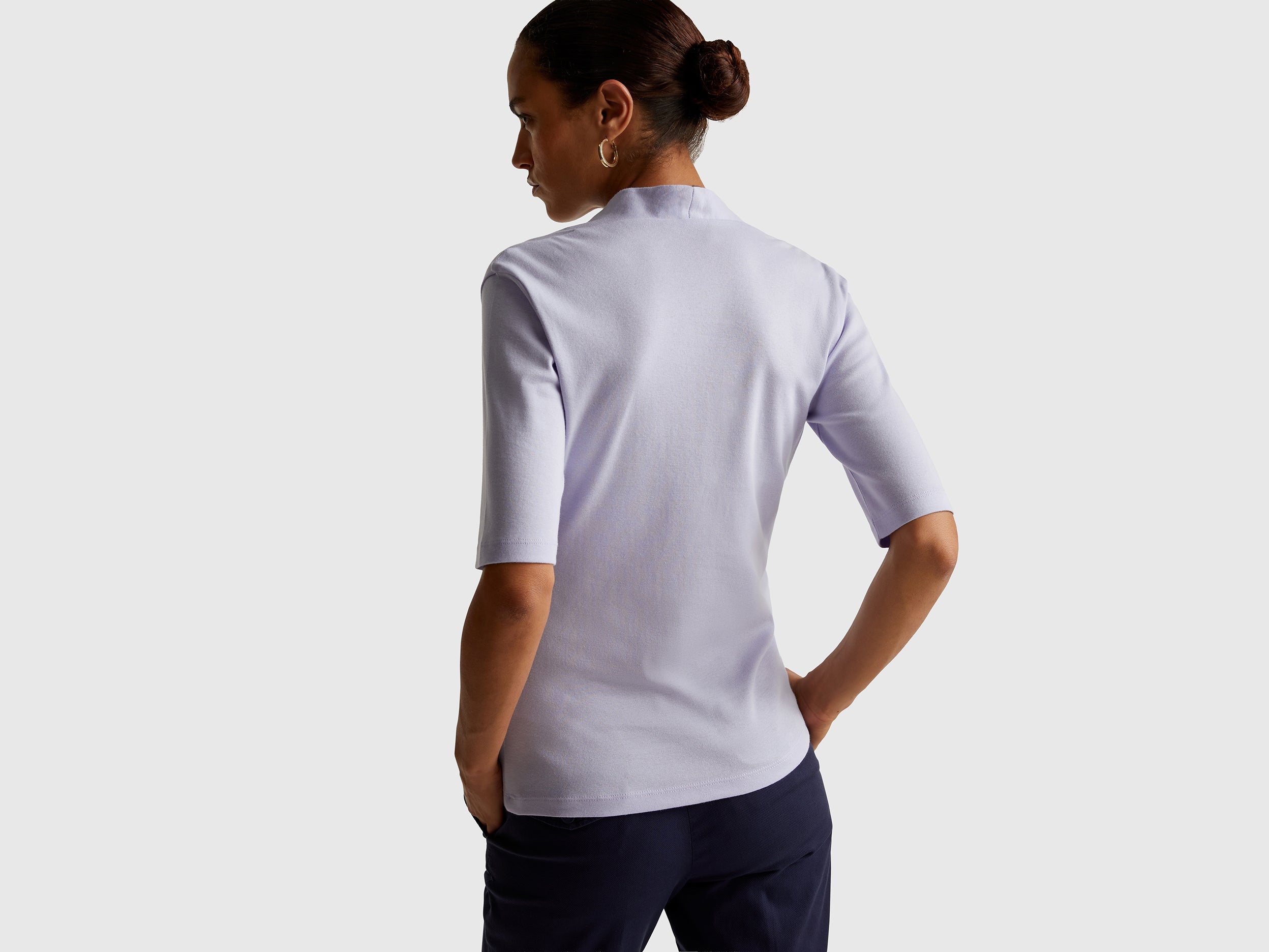 T-shirt slim fit em algodão de fibra longa - ucb_image_B