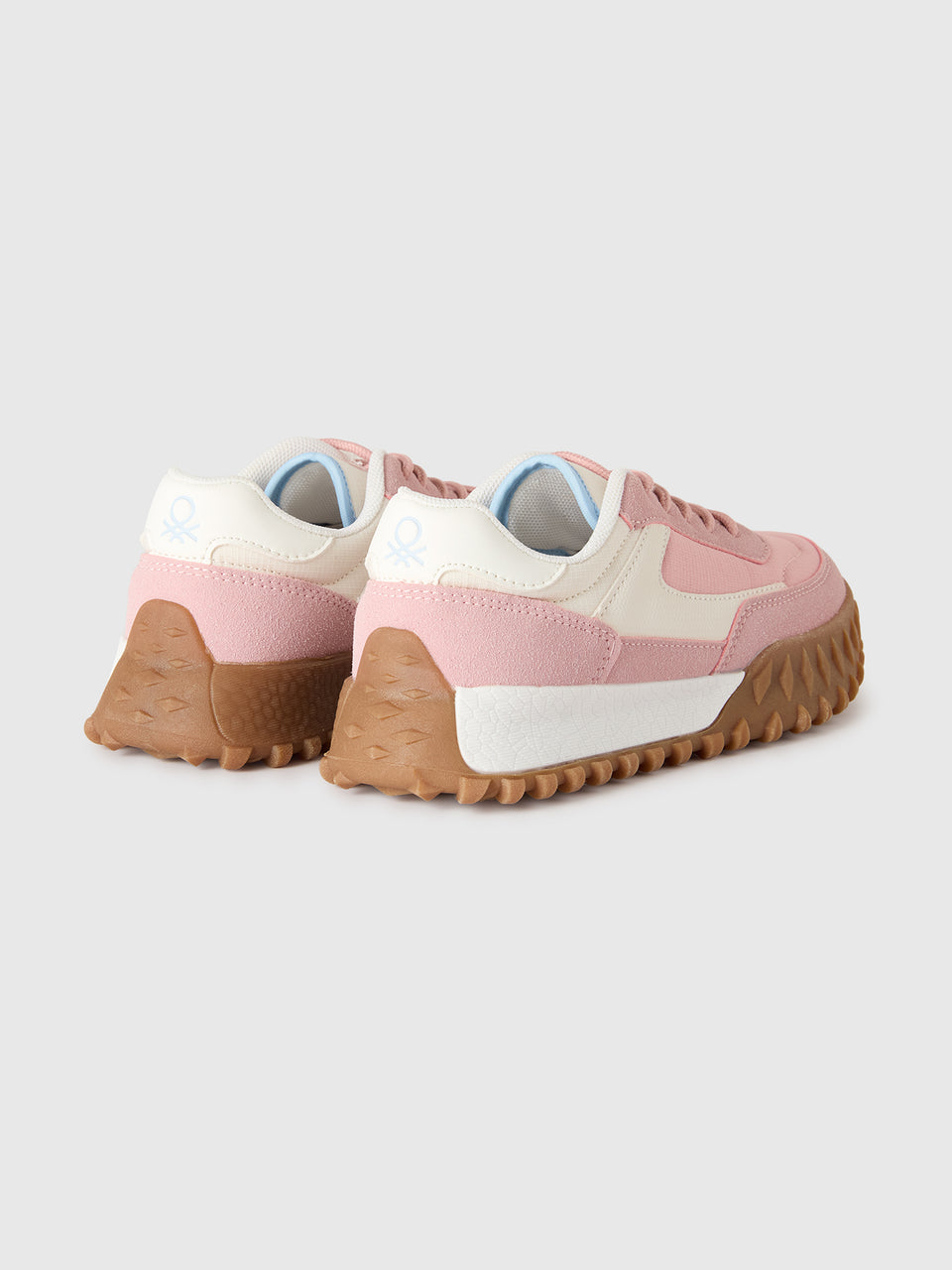 Sneakers with laces - ucb_image_BS