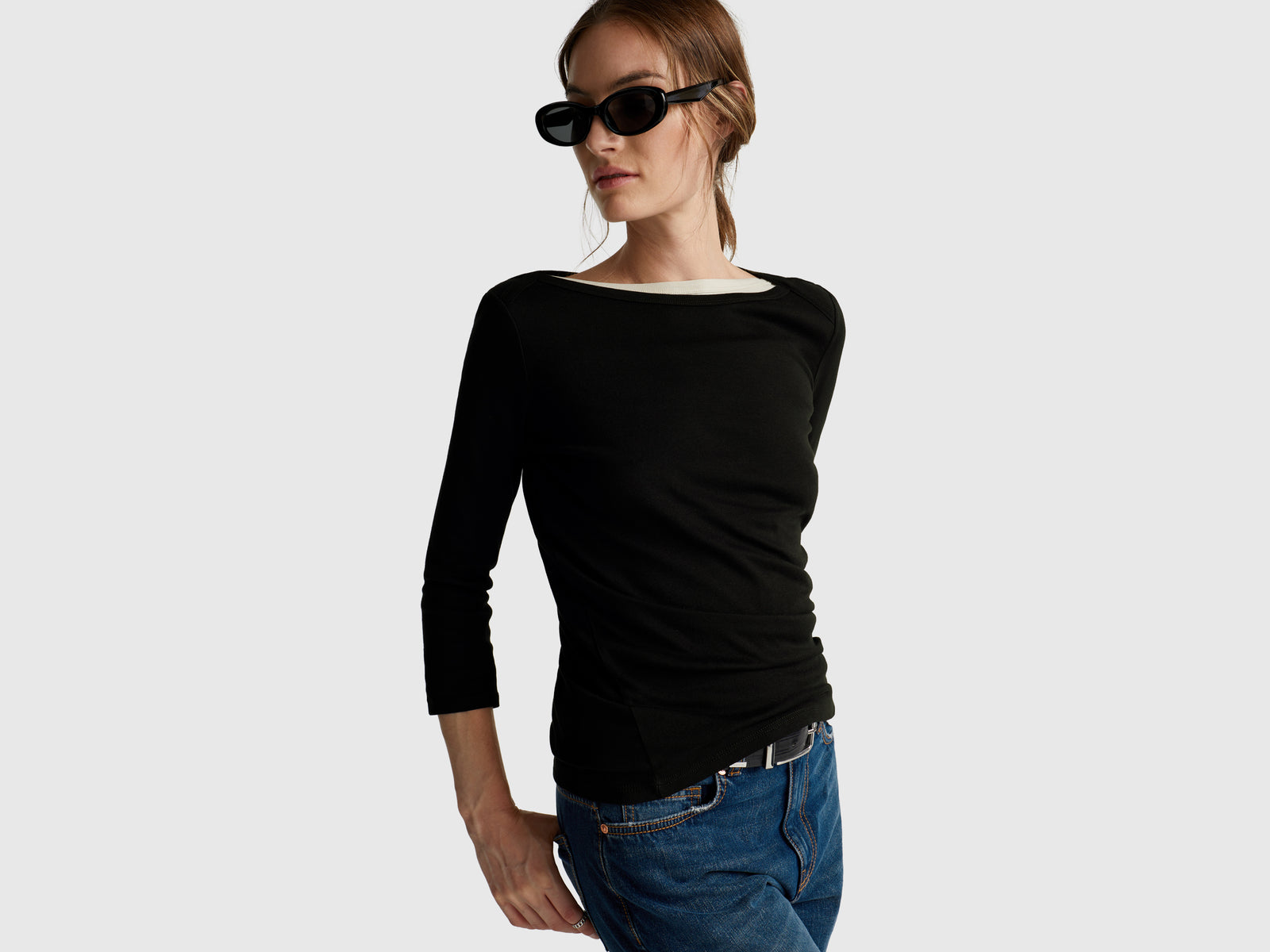 T-shirt with boat neck