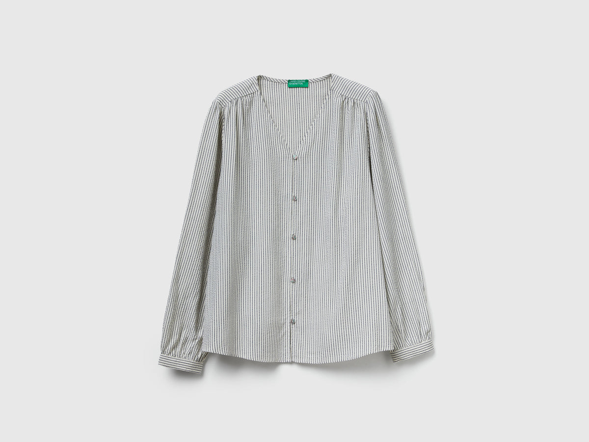Camisa às riscas com decote em V - ucb_image_FS