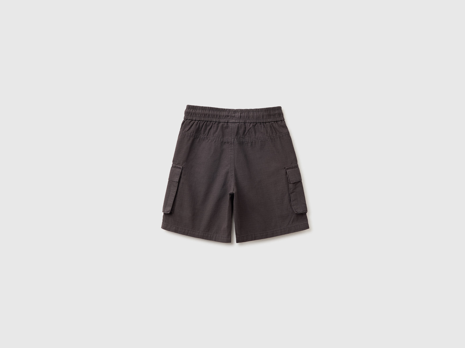 Bermudas com bolsos grandes - ucb_image_BS