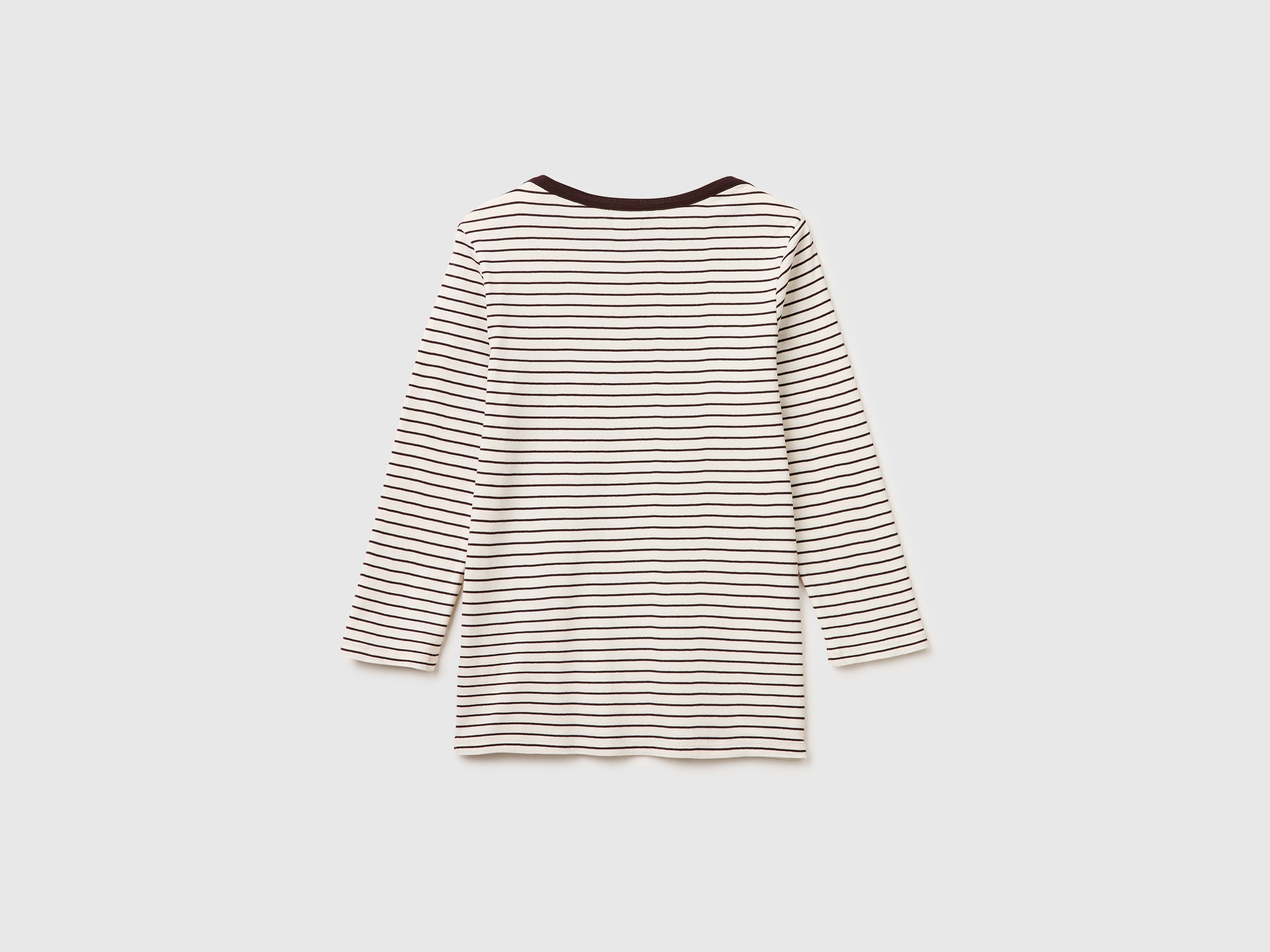 T-shirt às riscas com decote à barco - ucb_image_BS