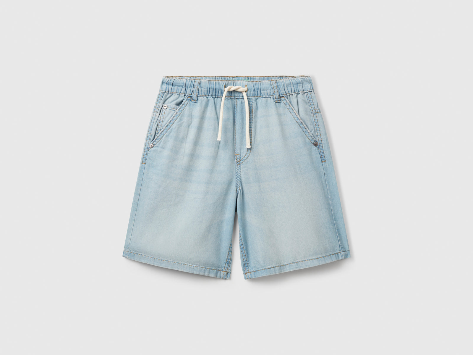 Bermuda shorts in chambray - ucb_image_FS