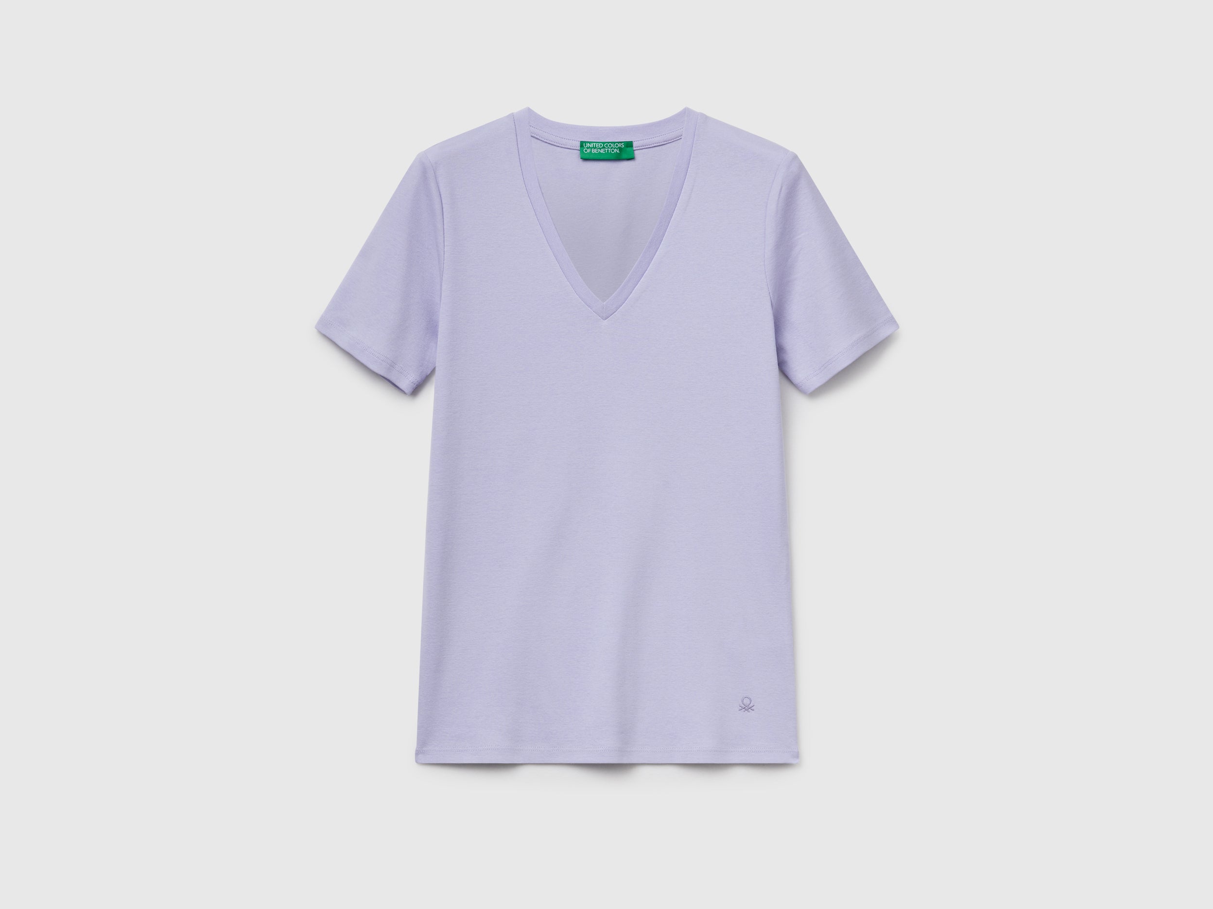 T-shirt em algodão puro com decote em V - ucb_image_FS