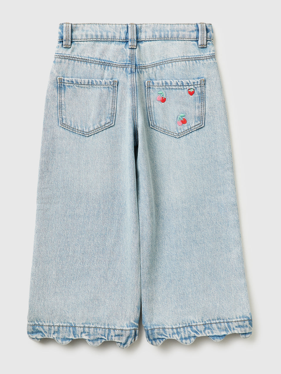 Jeans with cherry embroidery - ucb_image_BS