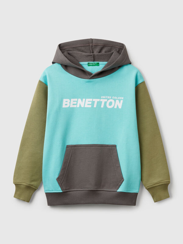 Sweat com estampa e capuz  Menino