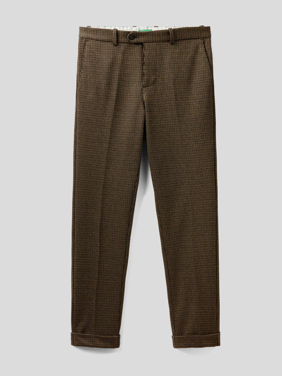 Chinos slim fit com dobra image number 1