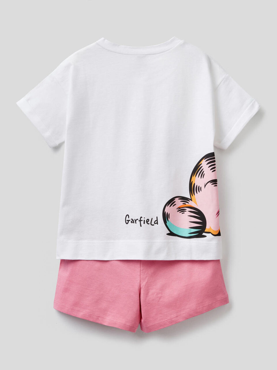 Pijama t-shirt e calções com estampa Garfield image number 2