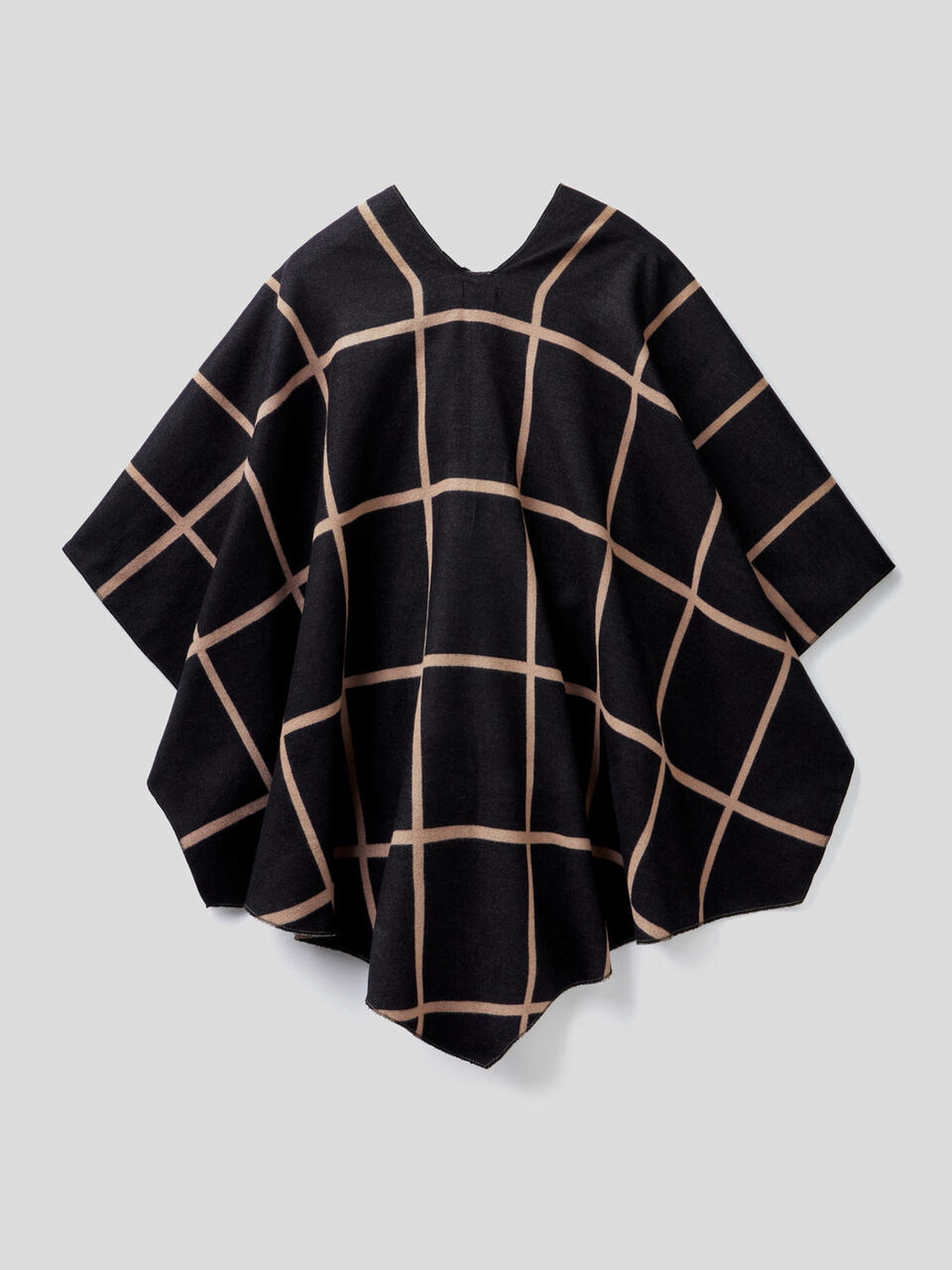 Poncho em viscose mista image number 2