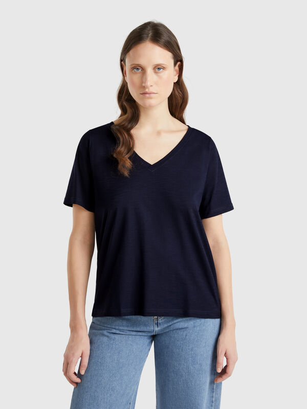 T-shirt decote em V 100% algodão flamé Mulher