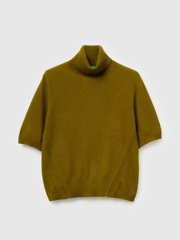 Camisola de gola alta verde militar com manga curta em mistura de caxemira Mulher