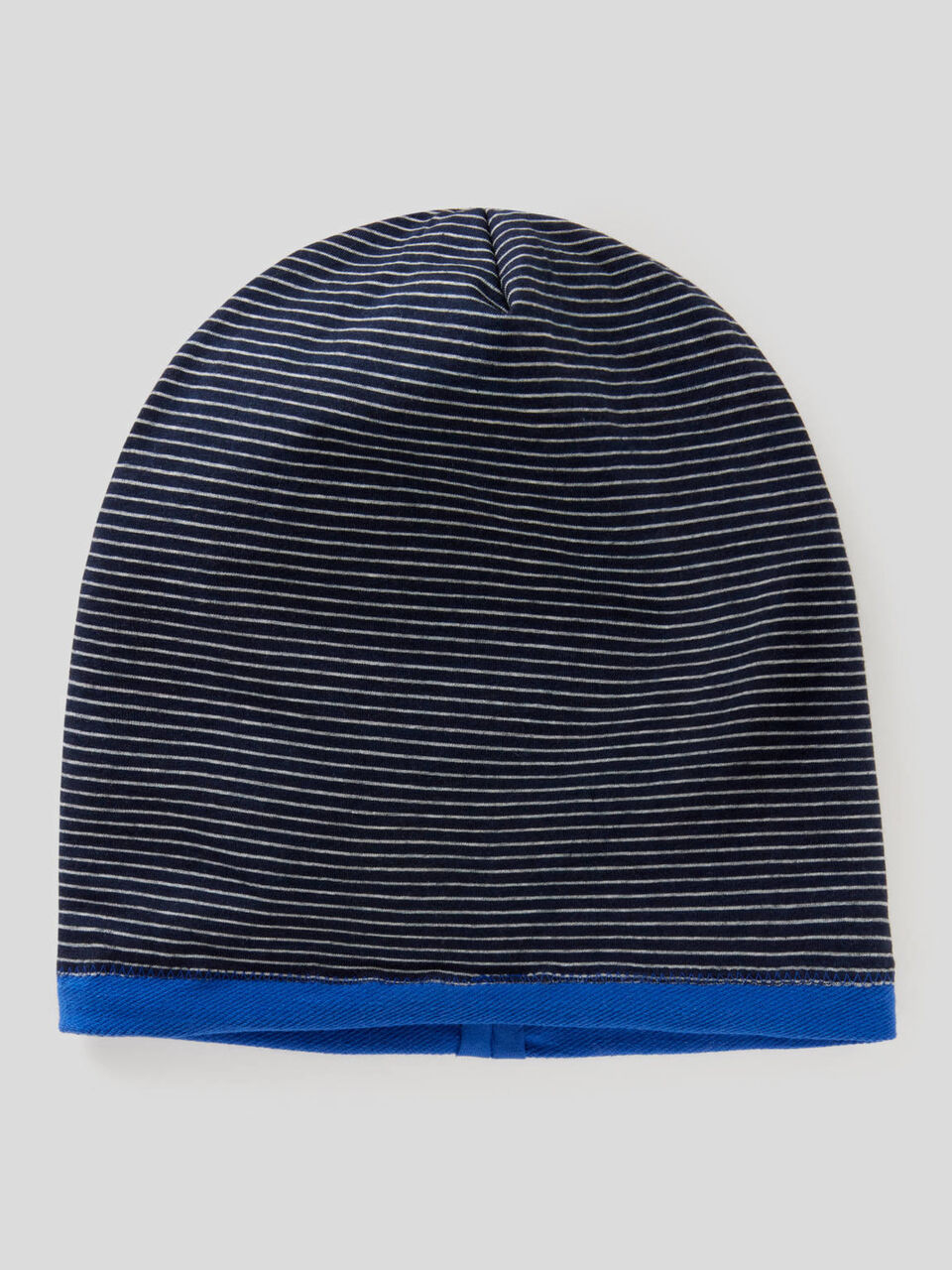 Gorro reversível em algodão stretch image number 2
