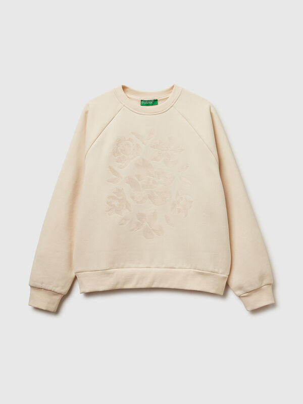 Sweat quente regular fit com bordado de flores Sweat quente regular fit com bordado de flores Mulher