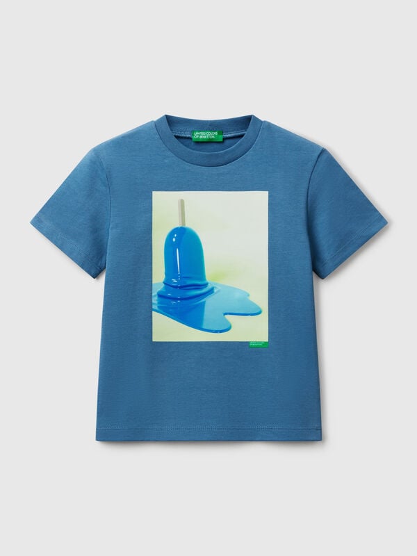 T-shirt fit com estampa de gelado Menino
