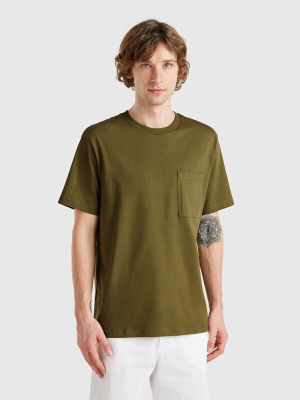 T-shirt verde militar em algodão orgânico com bolso Homem