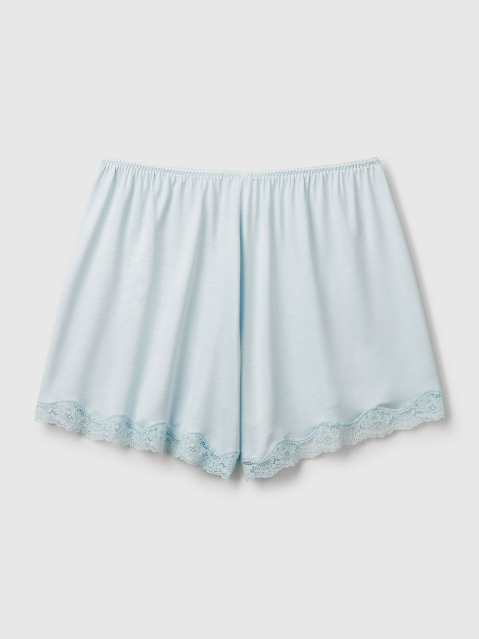 SHORTS Mulher image number 2