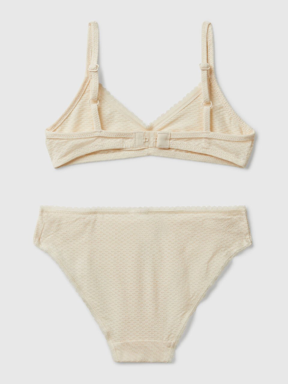 BIKINI Menina image number 2