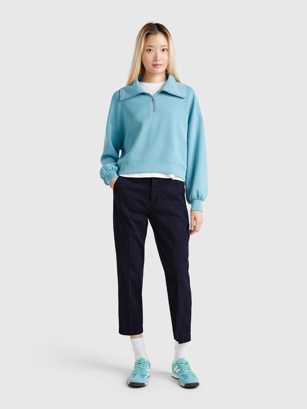 Chinos cropped em algodão stretch Mulher