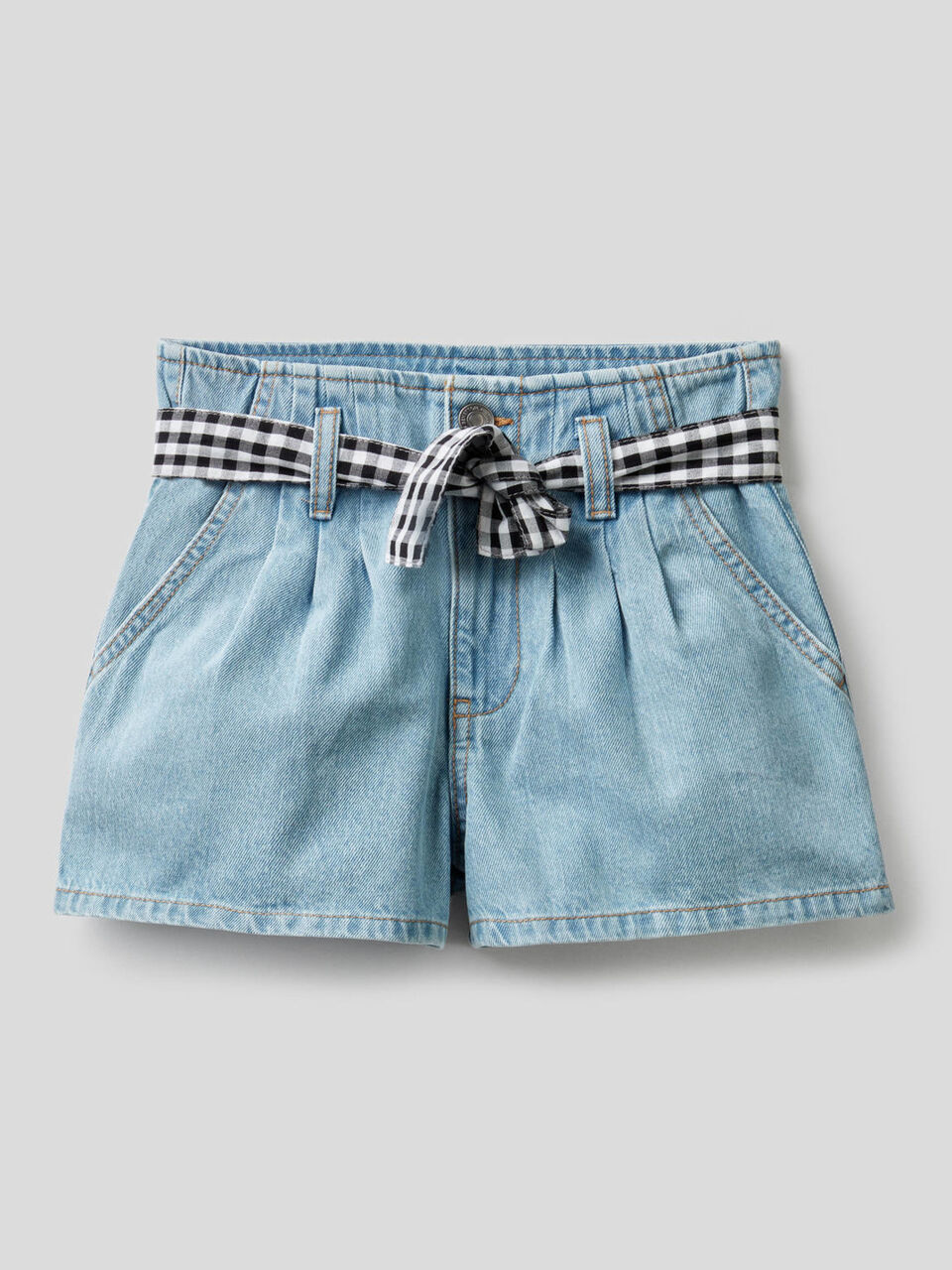 Bermudas com cinto vichy image number null
