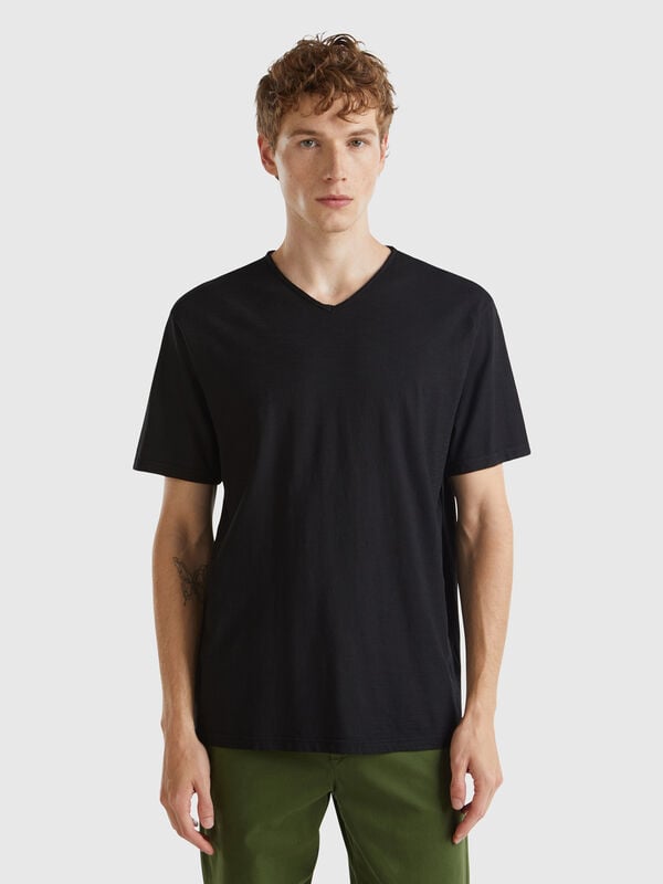 T-shirt 100% algodão com decote em V Homem