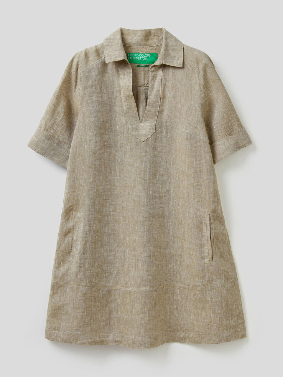 Vestido curto em 100% linho image number null