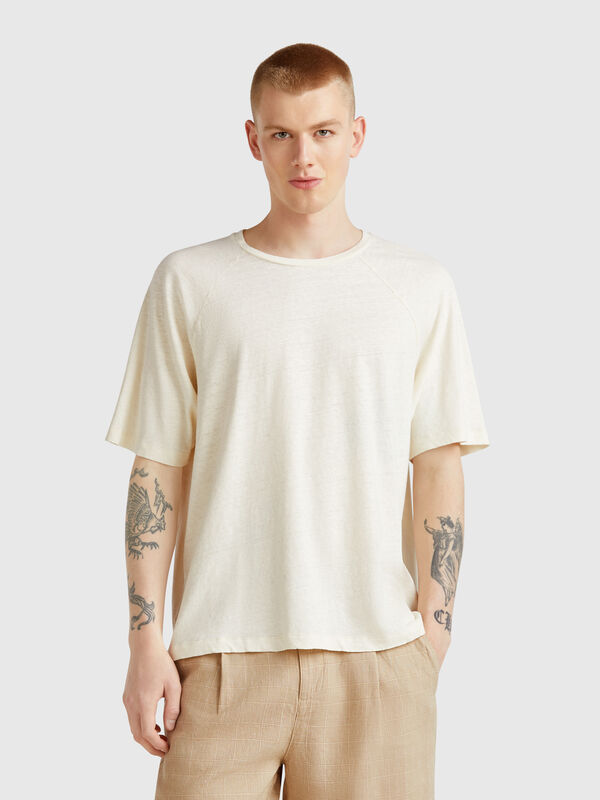 T-shirt em mistura de linho Homem