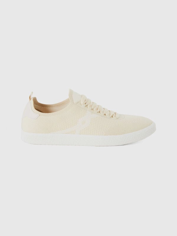 Sneakers leves branco nata e bege Mulher