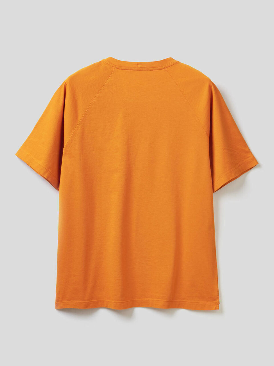 T-shirt 100% algodão com manga raglan image number 2